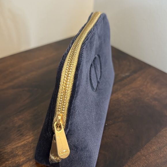 NWT Dior velvet makeup pouch brand new - Picture 2 of 5